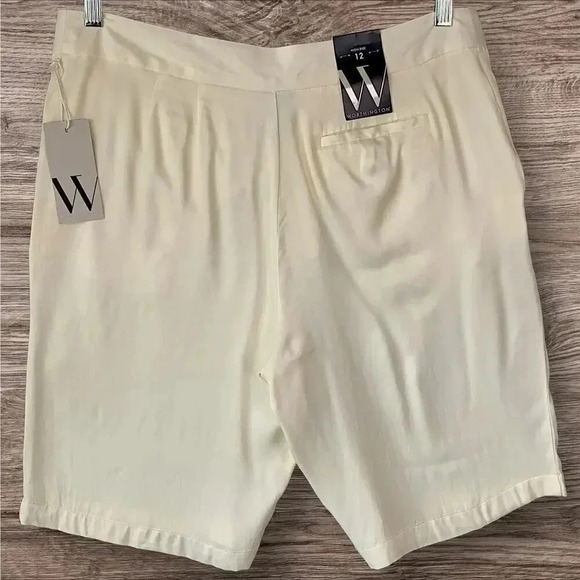 Worthington New Rayon Silky Bermuda High Rise Dress Shorts Size 12 W34 Cream - Picture 2 of 13